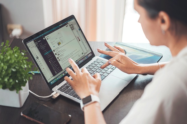 rural school in Canada with remote access to digital education platform